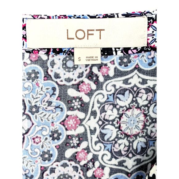 Women's LOFT Blue Medallion Print V Neck Button Front Dress Size S - Picture 3 of 5